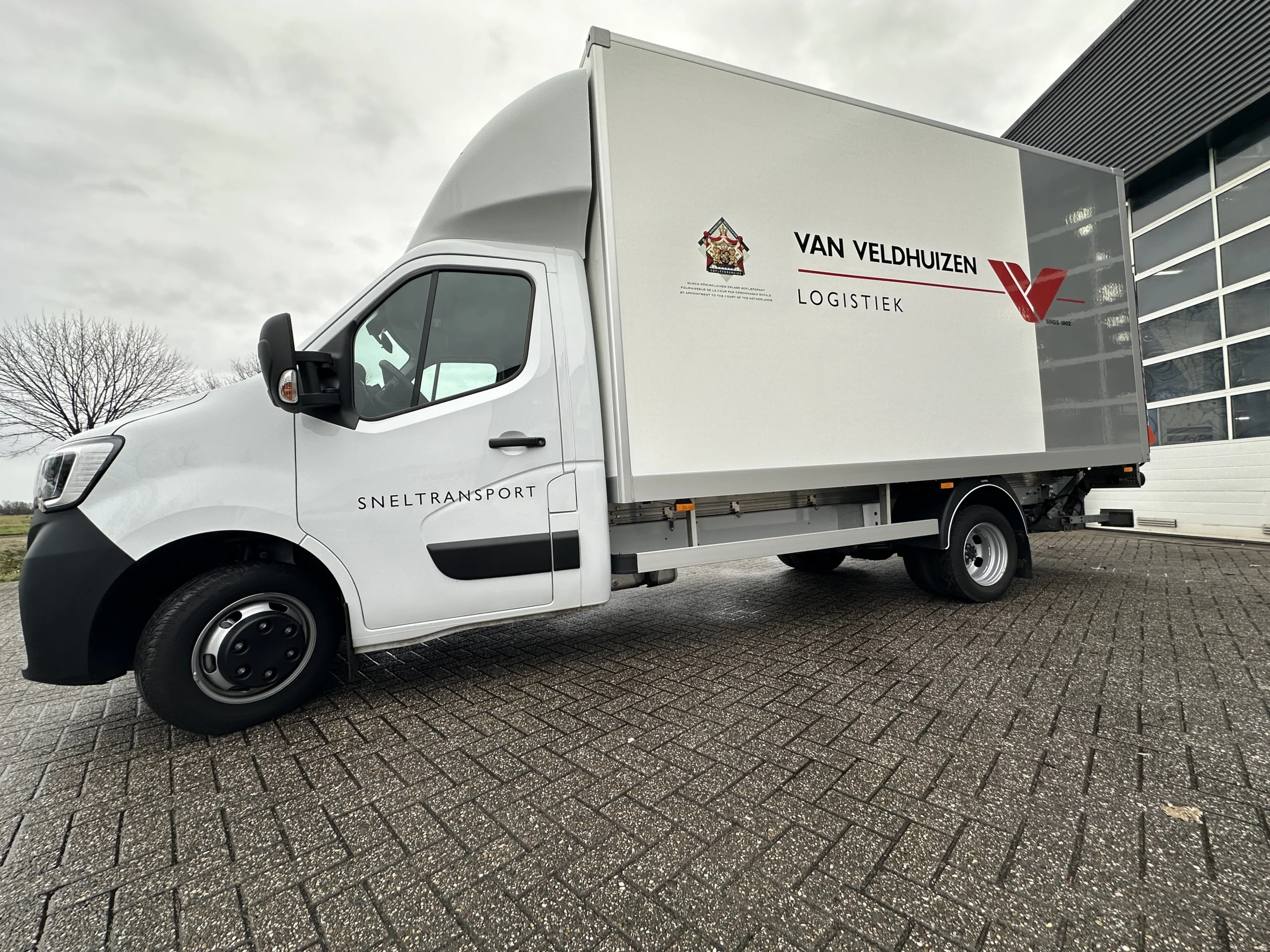 Transportbedrijf Veenendaal – Grootformaat voertuigbelettering