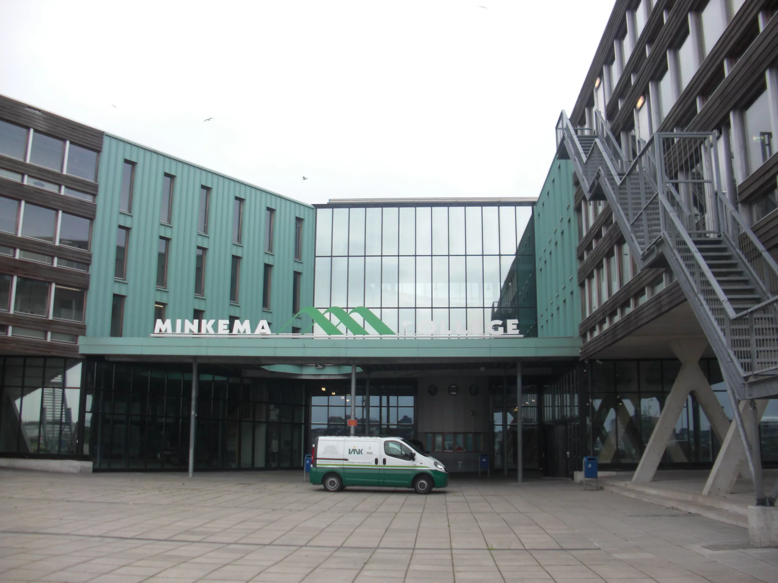 Minkema College Woerden – Zonwerende raamfolie