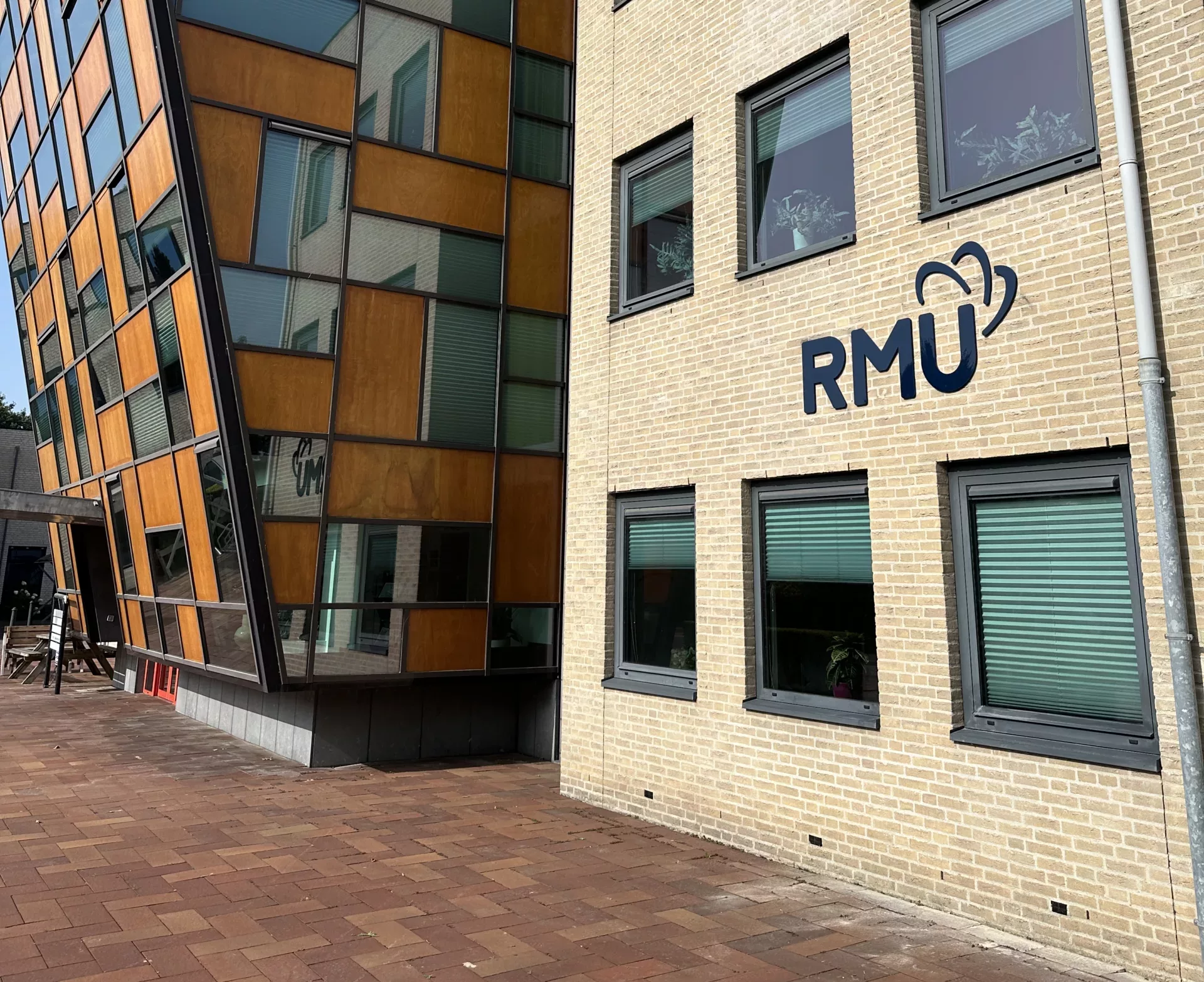 RMU – Freesletters met verfijnde afstandhouders