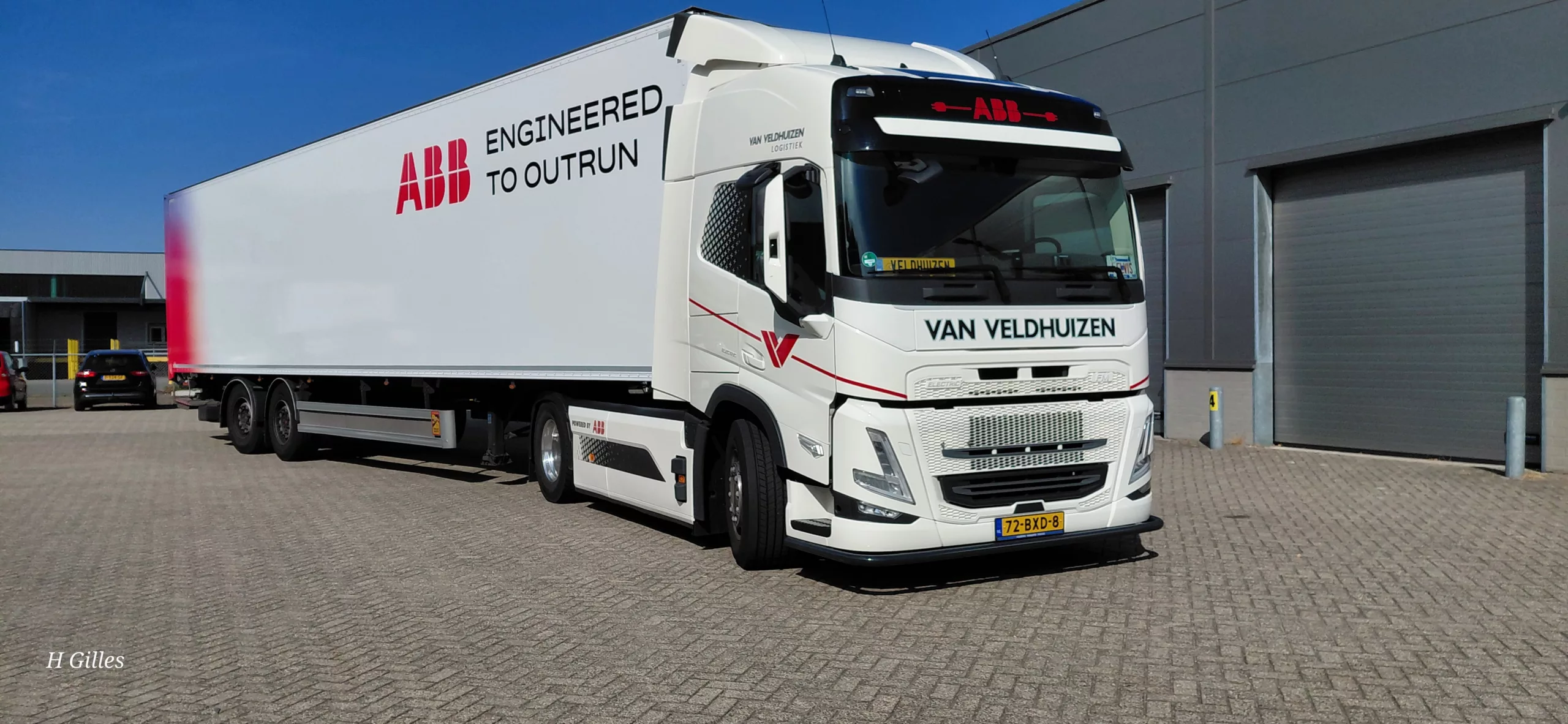 Van Veldhuizen – ABB trailer signing